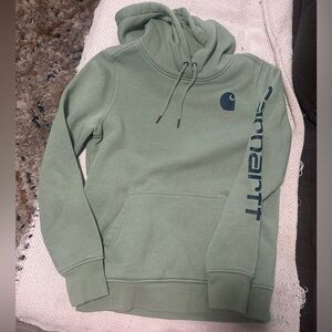 Women’s carhartt sweatshirt size small